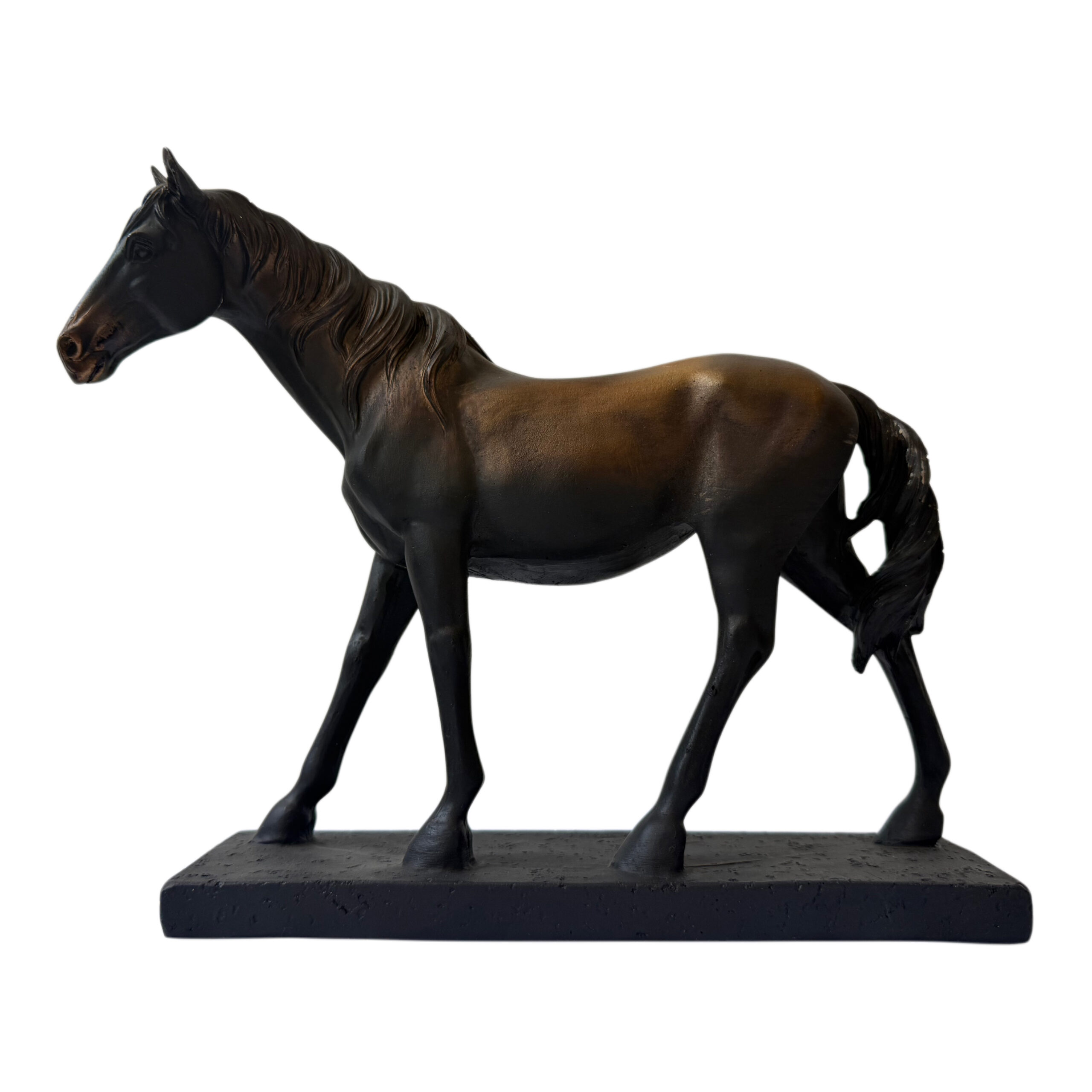 Figura de caballo sobre base