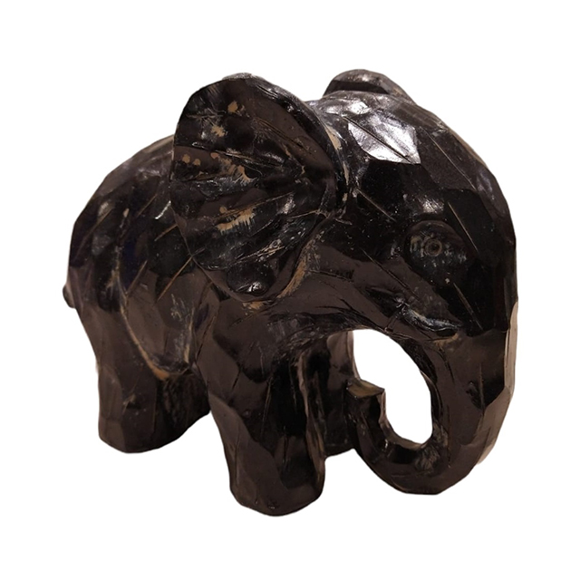 Figura de elefante color negro