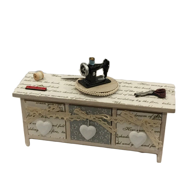 Caja musical de madera con tres cajones diseño de máquina de coser