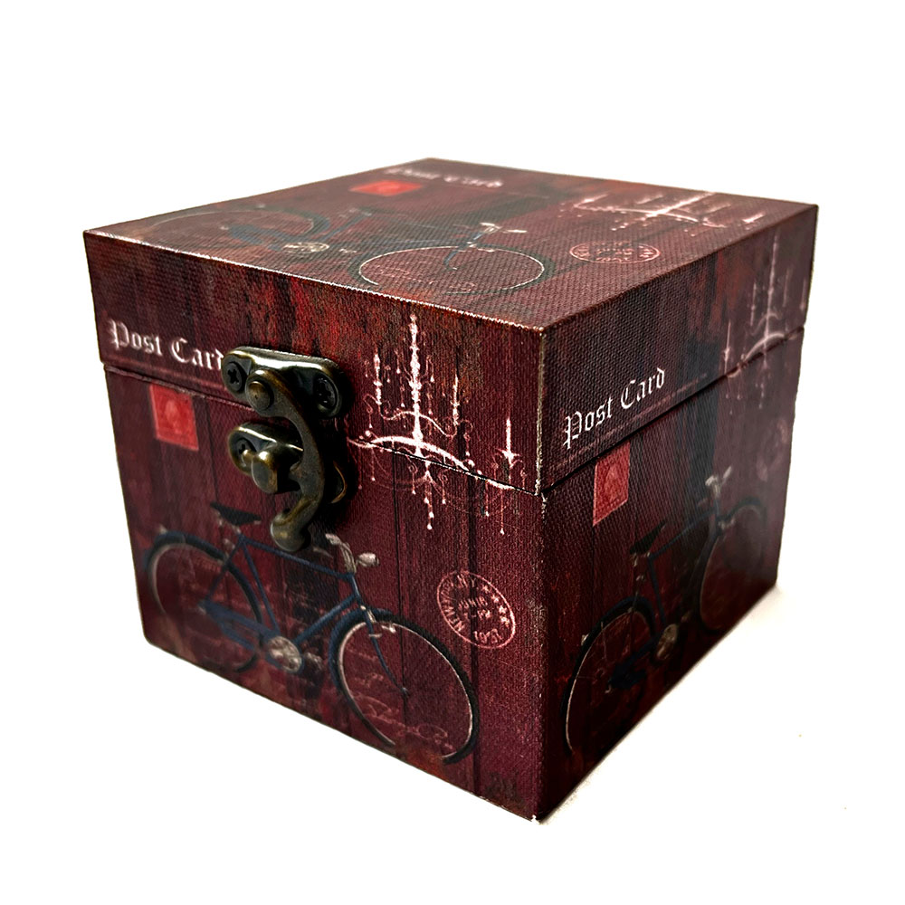 Caja de madera con diseño de bici color rojo vino