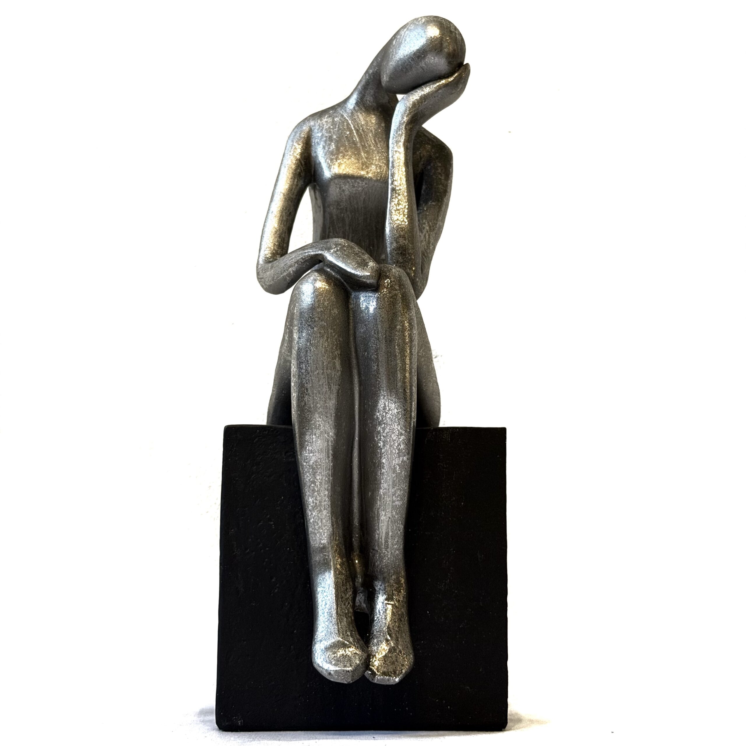Escultura de persona pensando