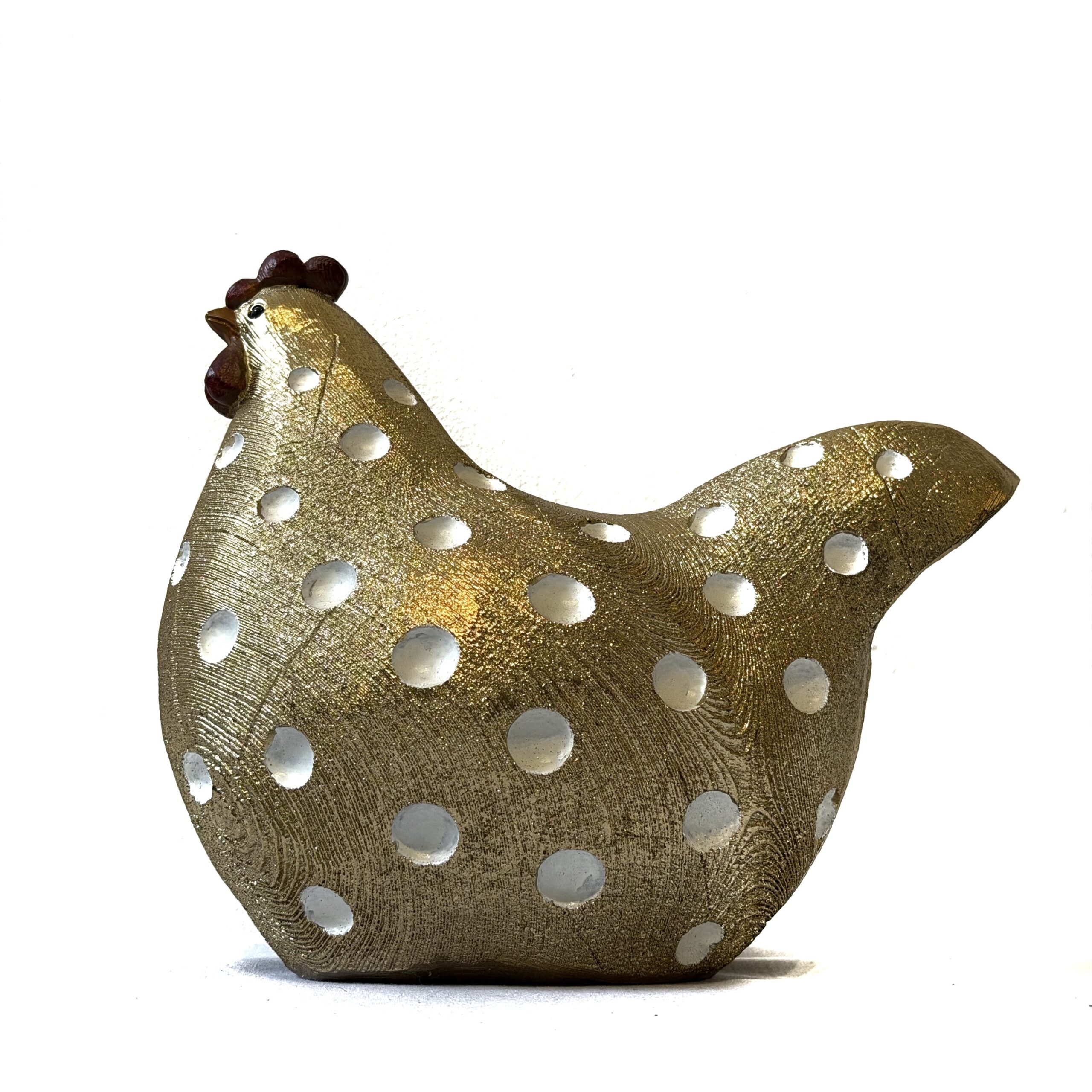 Figura decorativa gallina dorada con relieves diseño circulos blancos