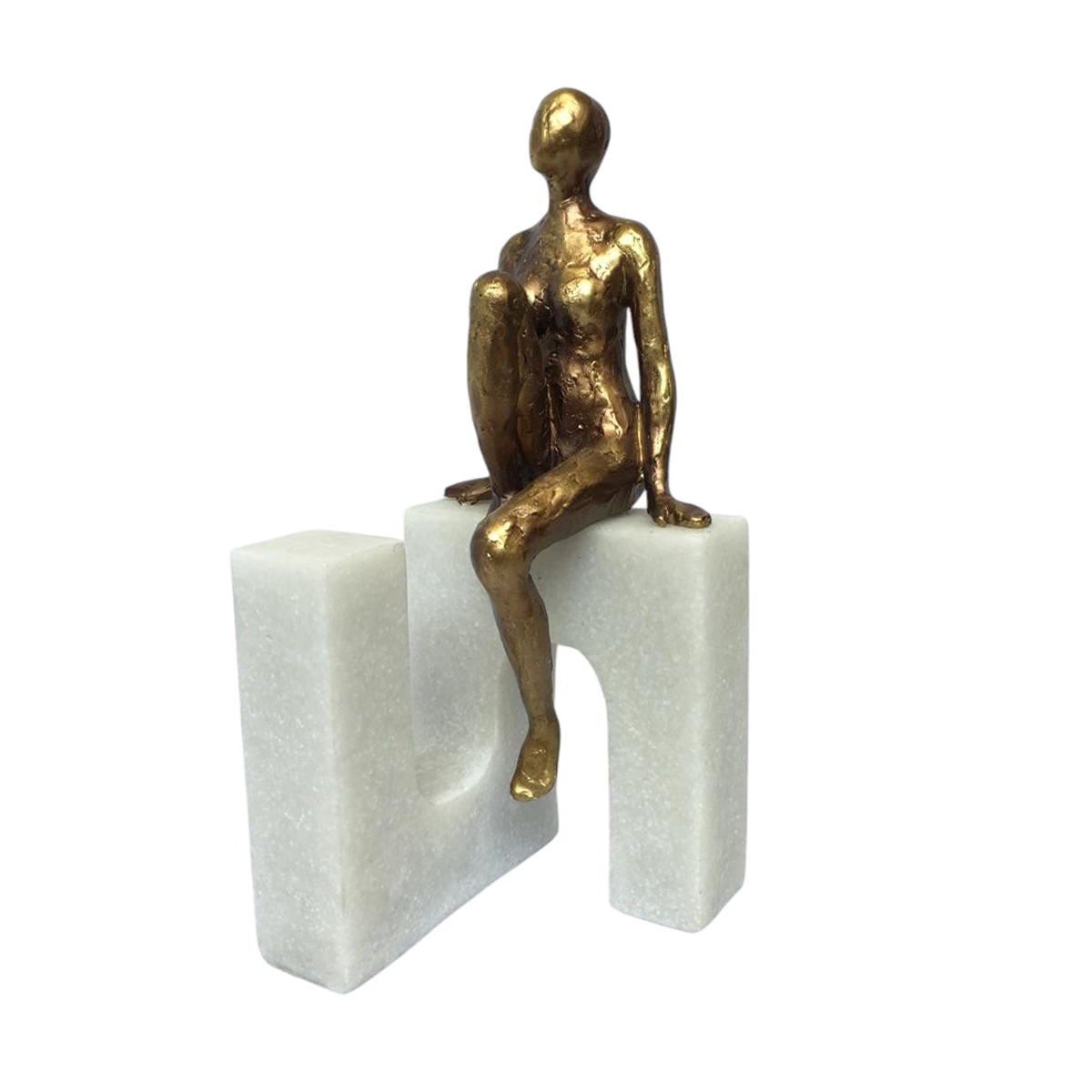 Figura decorativa mujer sentada en cuarzo